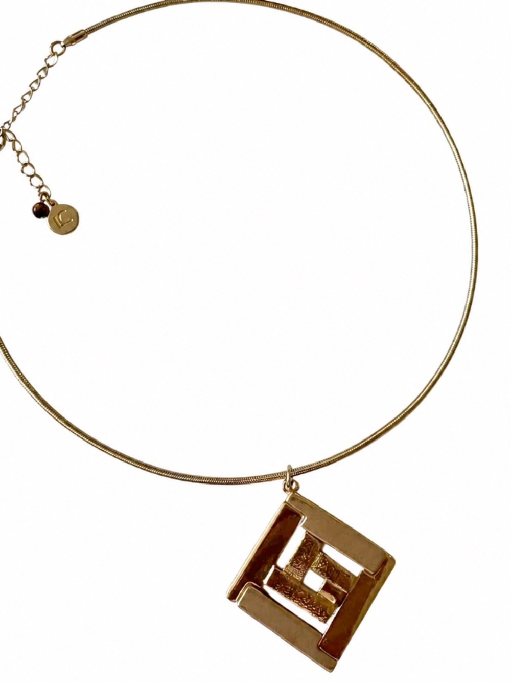 Liz Claiborne Elegant Gold Pendant Necklace